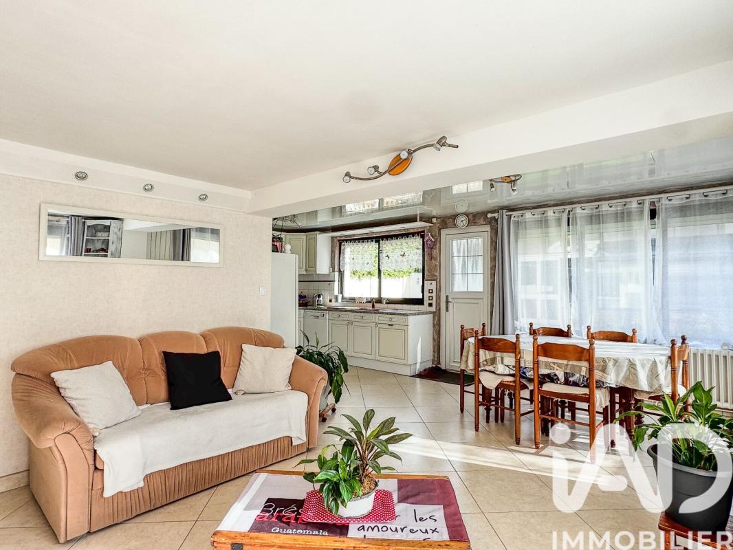 Maison traditionnelle 4 Pièce(s) Villeneuve-Saint-Denis