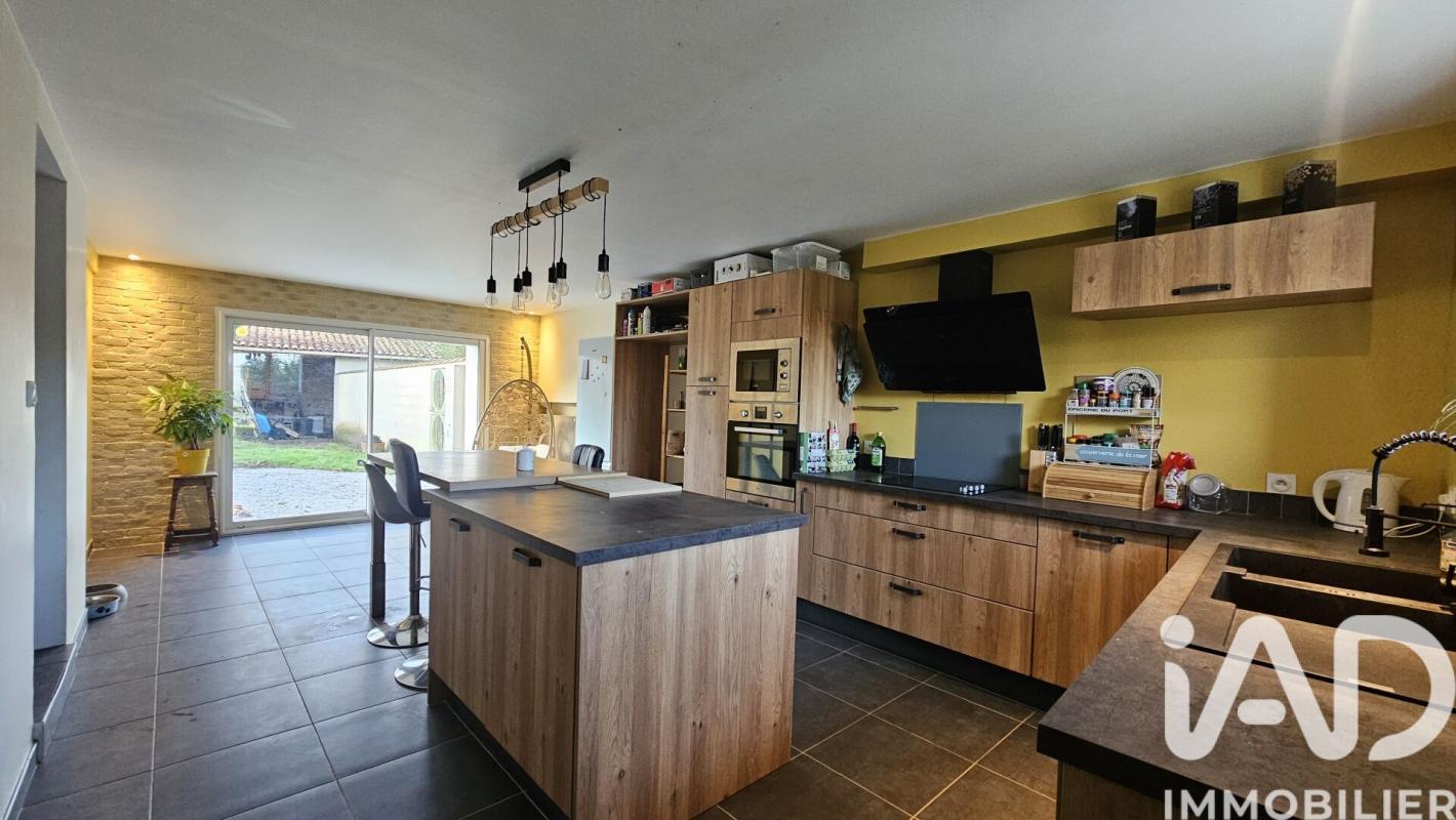 Maison de ville 6 Pièce(s) Mansle