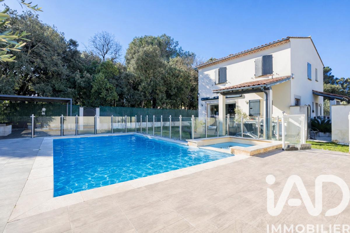 Maison 5 Pièce(s) Rochefort-du-Gard