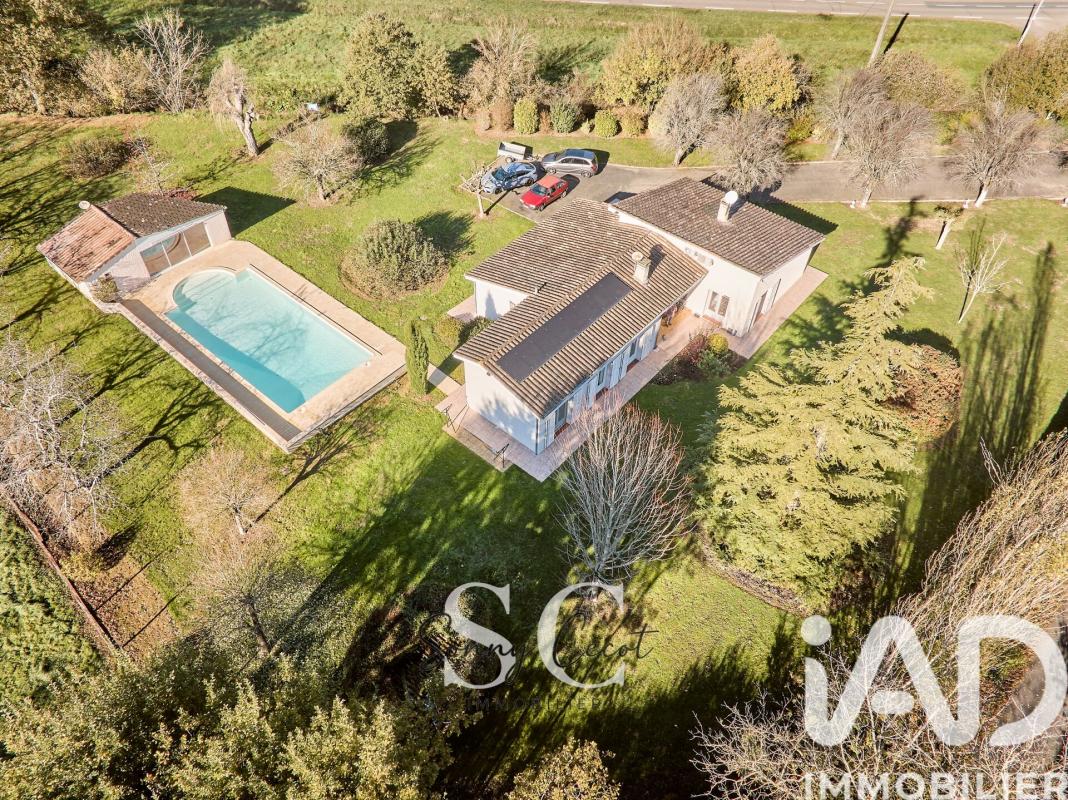 Maison traditionnelle 4 Pièce(s) Laplume