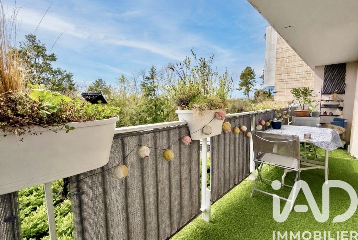 Appartement 3 Pièce(s) Chantilly