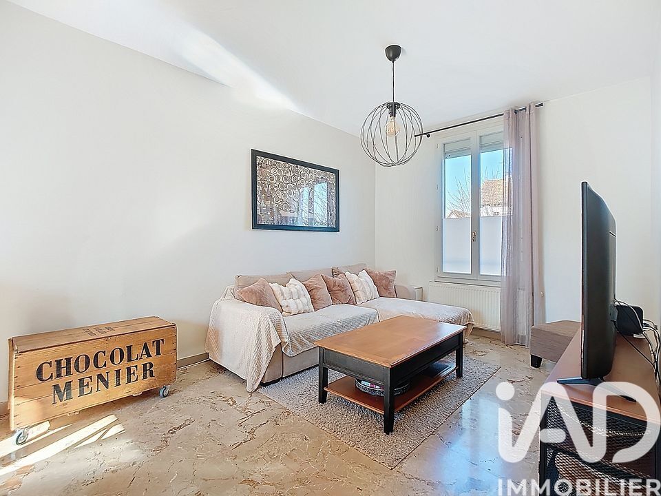 Maison 6 Pièce(s) Varennes-sur-Seine