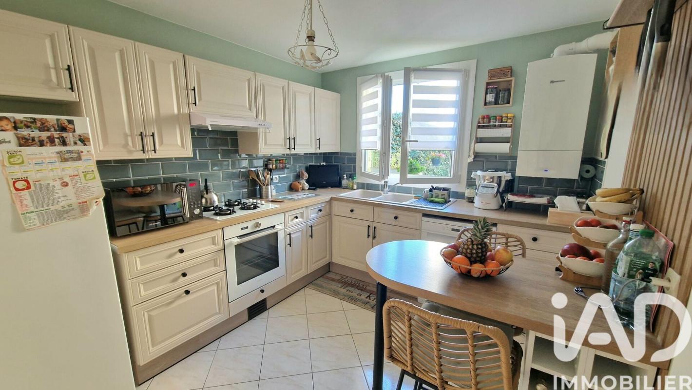 Maison 6 Pièce(s) Nozay