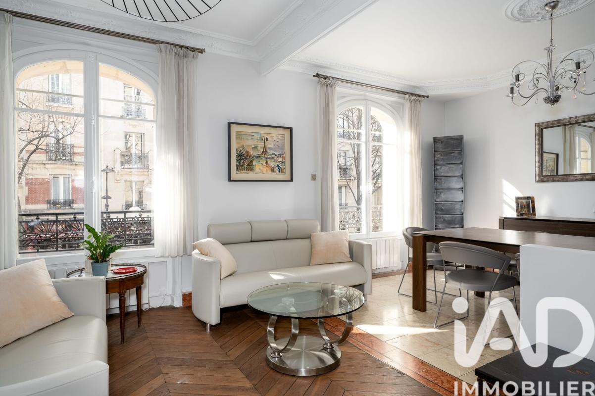 Appartement 4 Pièce(s) Paris 15eme Arrondissement