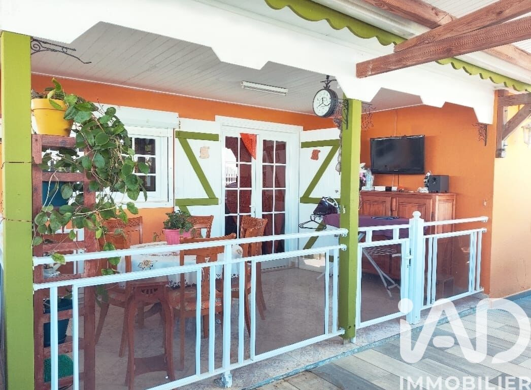 Maison 5 Pièce(s) Goyave