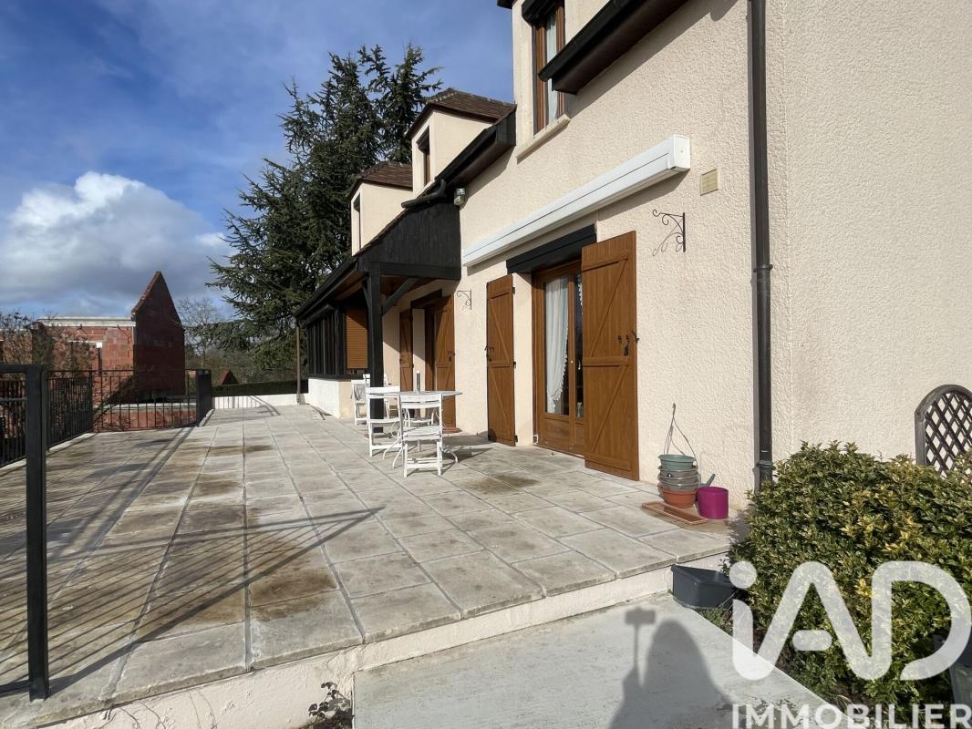 Maison traditionnelle 6 Pièce(s) Varennes-Jarcy