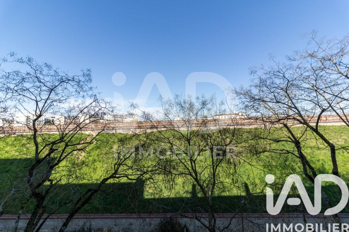 Appartement 3 Pièce(s) Paris 14eme Arrondissement