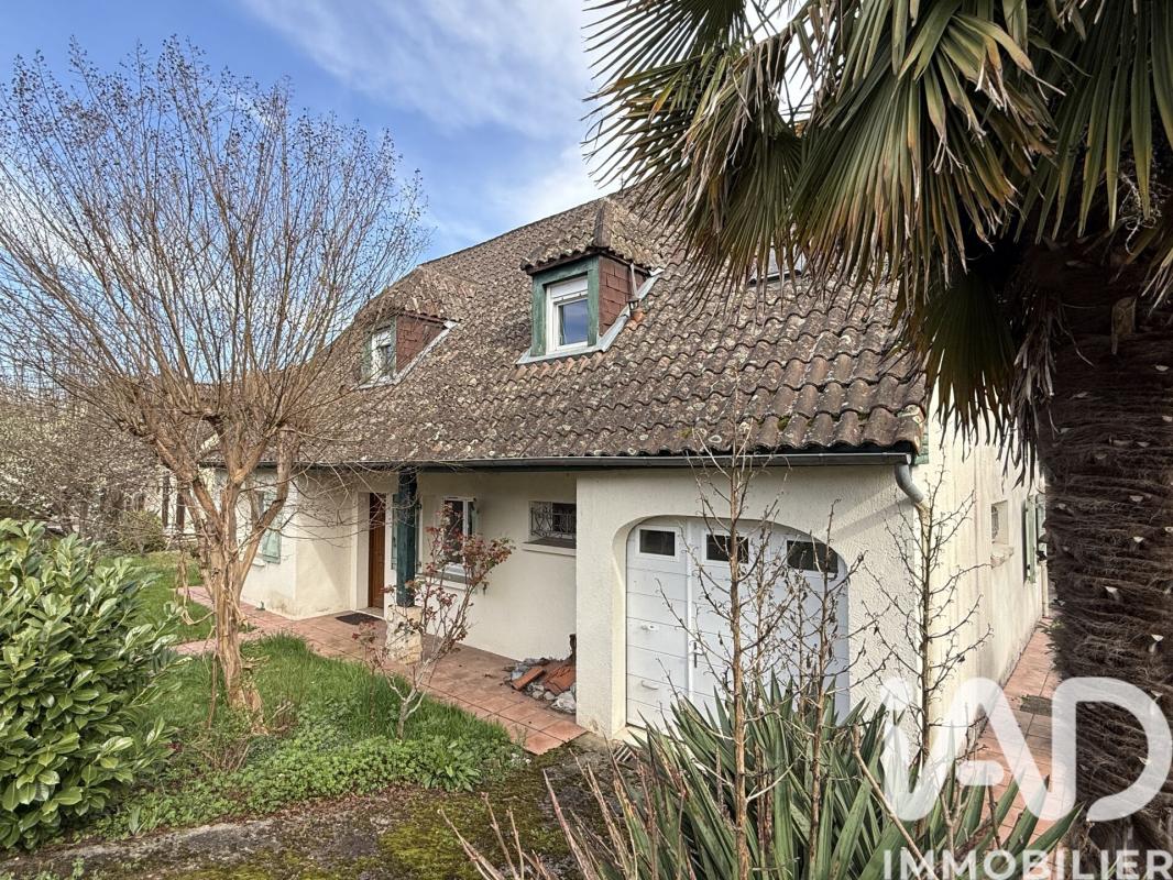 Maison de ville 6 Pièce(s) Saint-Pantaléon-de-Larche