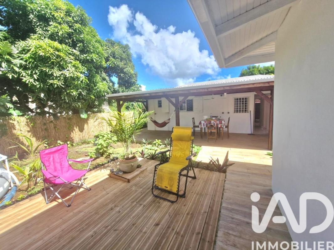 Maison 3 Pièce(s) Sainte-Rose