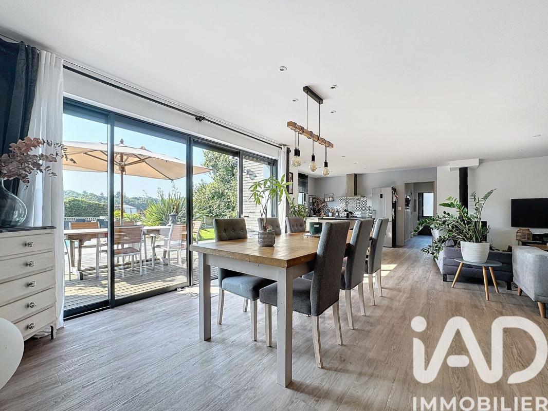 Maison 5 Pièce(s) Mesnil-Roc'h