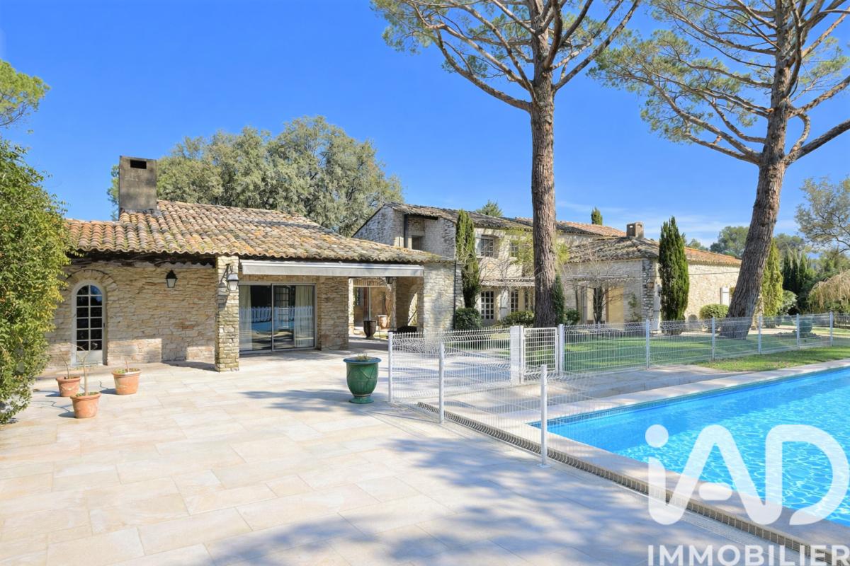 Maison 8 Pièce(s) Uzès