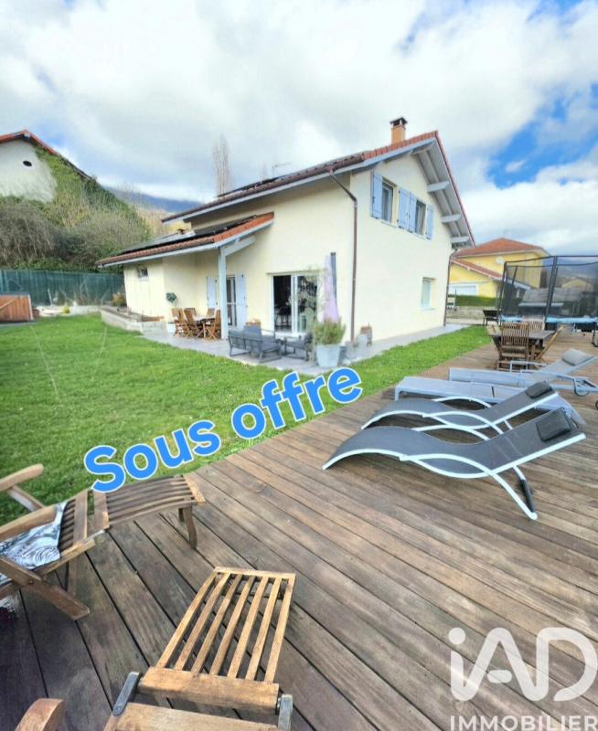 Maison traditionnelle 5 Pièce(s) Farges