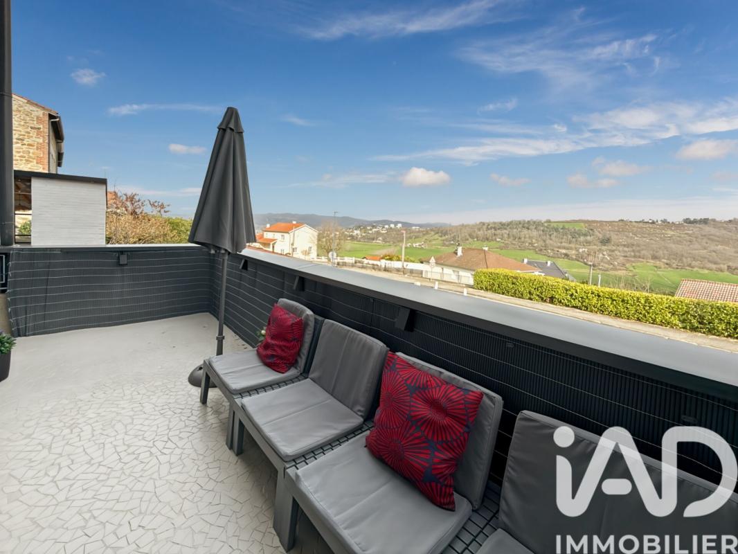 Maison en pierre 4 Pièce(s) Saint-Genest-Lerpt