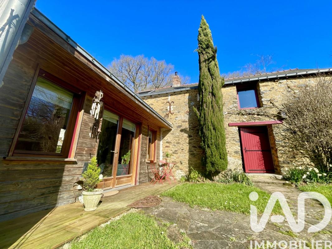 Maison longère 7 Pièce(s) Guenrouet