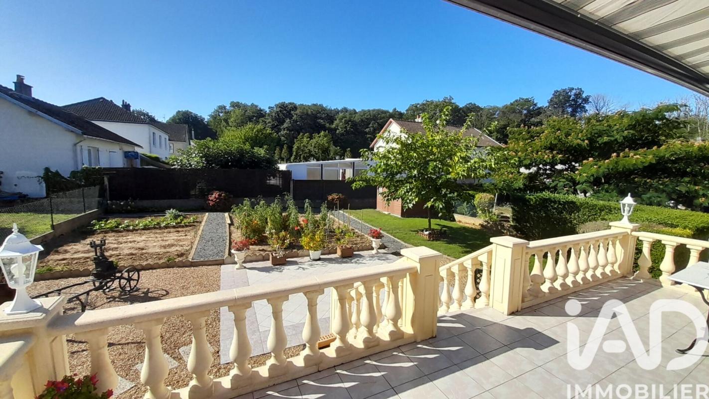 Maison 4 Pièce(s) Parçay-Meslay