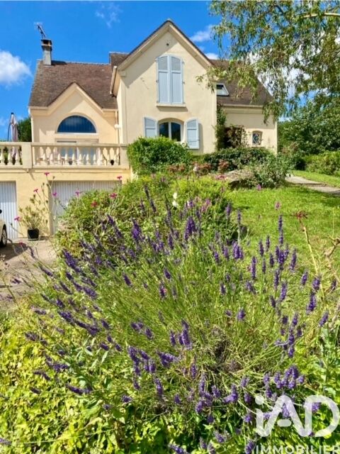 Maison d'architecte 5 Pièce(s) Villejust