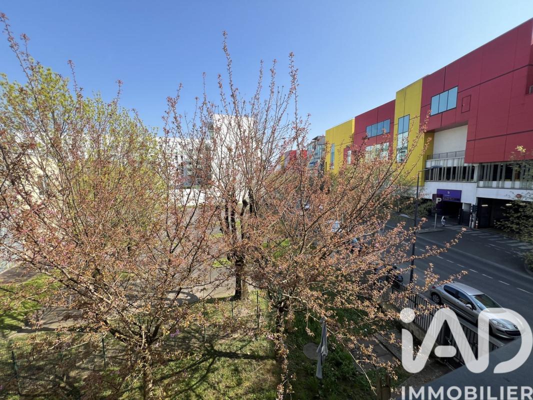 Appartement 1 Pièce(s) Villeneuve-la-Garenne