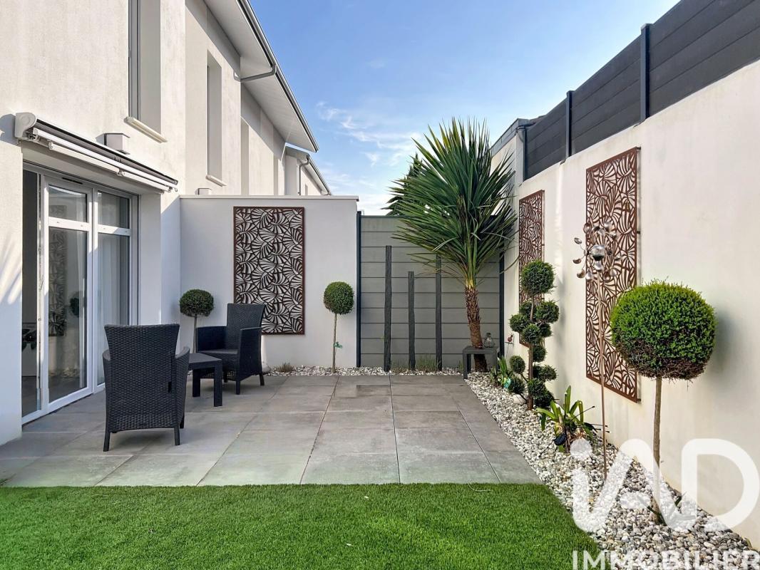 Maison 4 Pièce(s) La Jarne