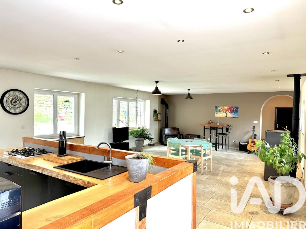 Maison de ville 6 Pièce(s) Joyeuse