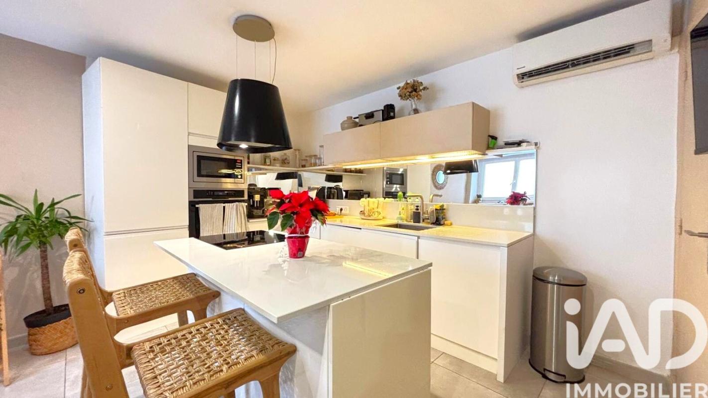 Maison de village 2 Pièce(s) Saint-Paul-en-Forêt