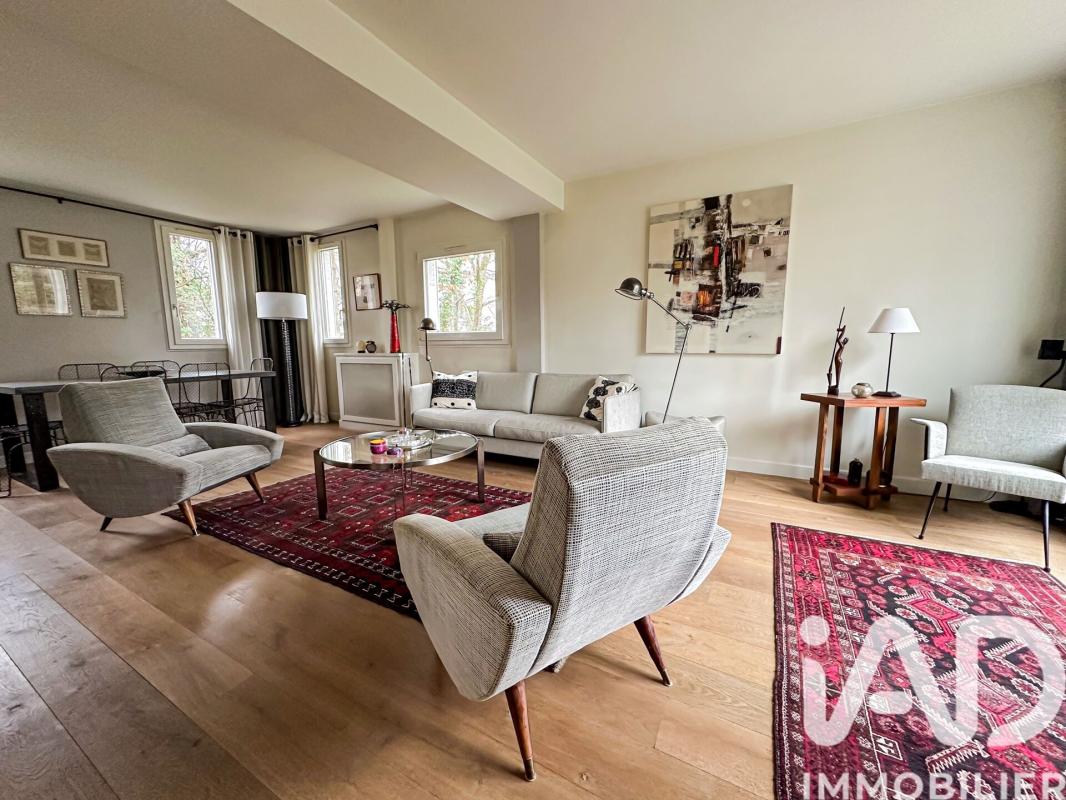 Maison 8 Pièce(s) La Celle-Saint-Cloud