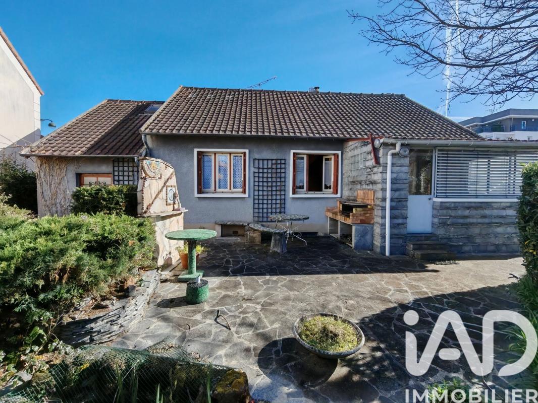 Maison 5 Pièce(s) La Rochette