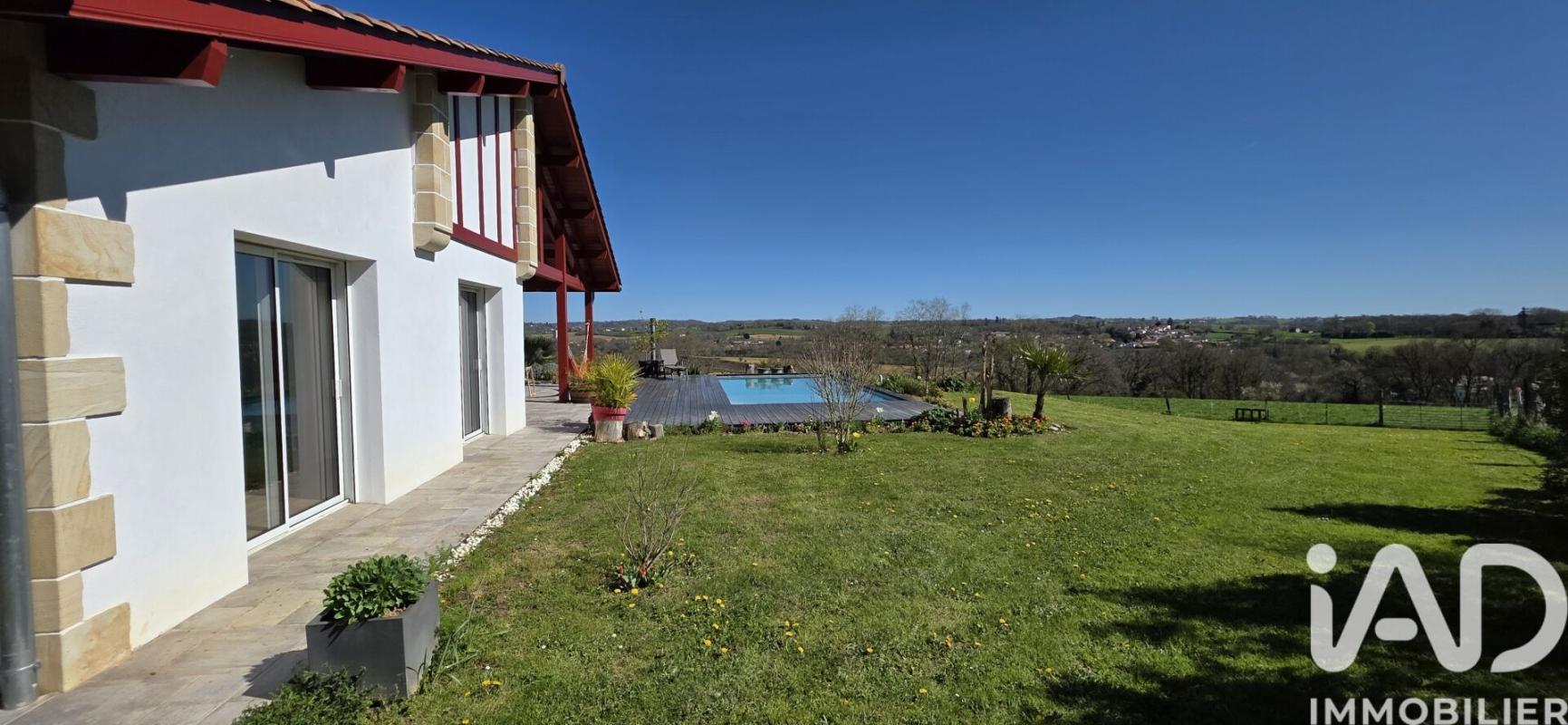 Maison traditionnelle 5 Pièce(s) Saint-Palais