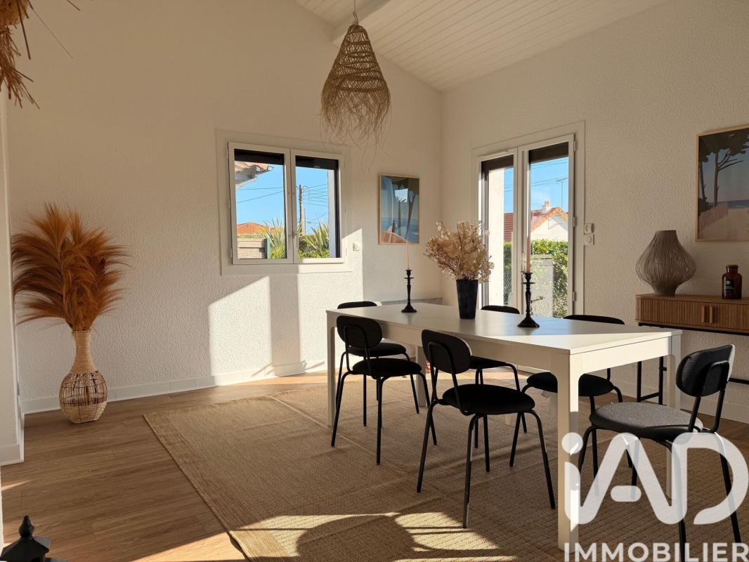 Maison 4 Pièce(s) Préfailles