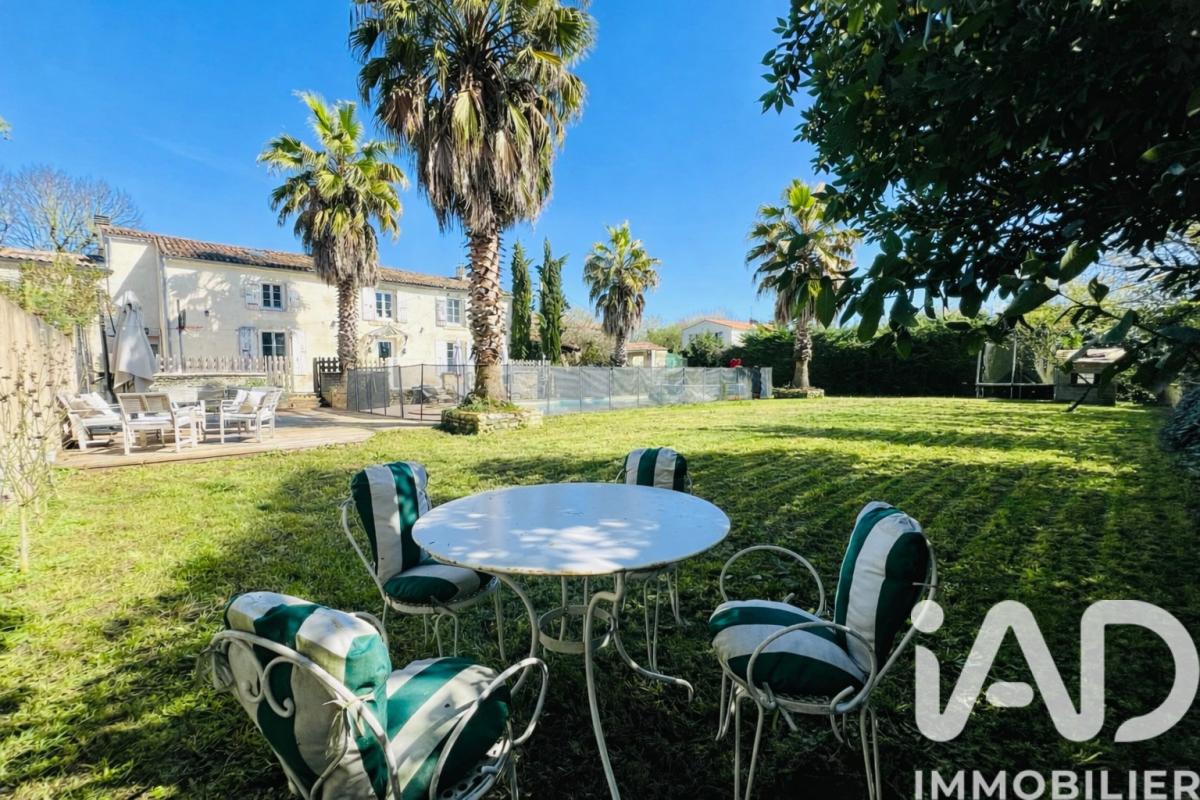 Maison longère 6 Pièce(s) Ferrières