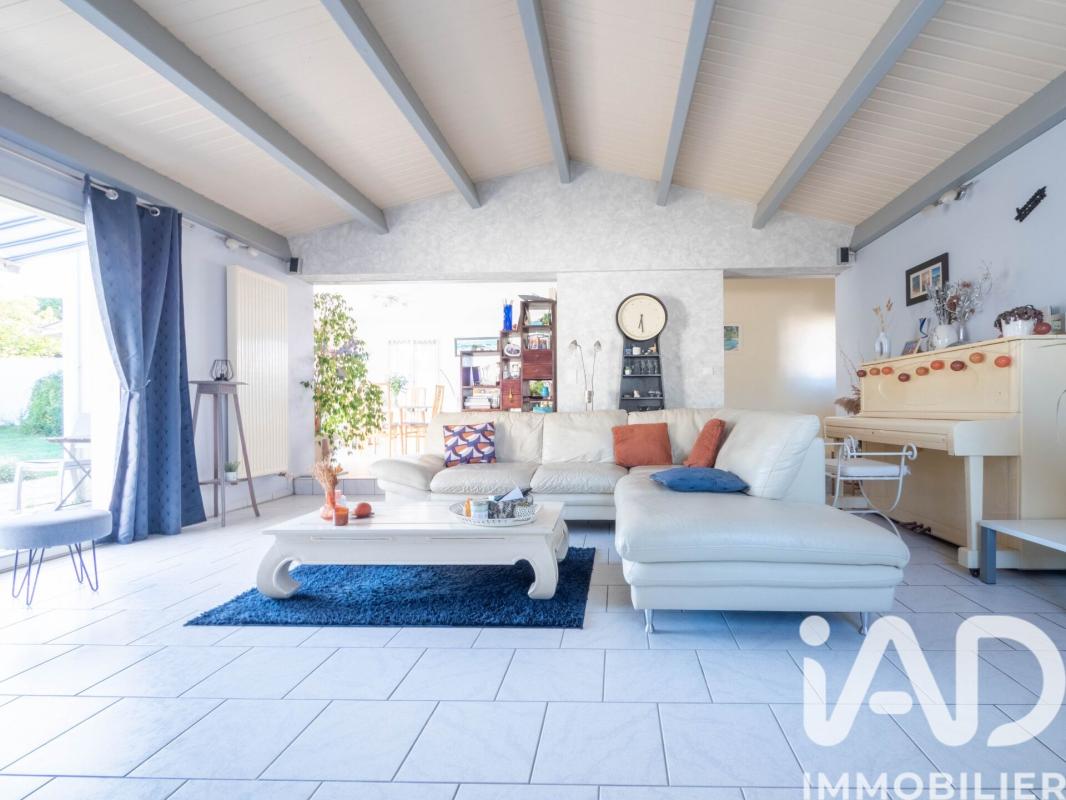 Maison 6 Pièce(s) Nieul-sur-Mer