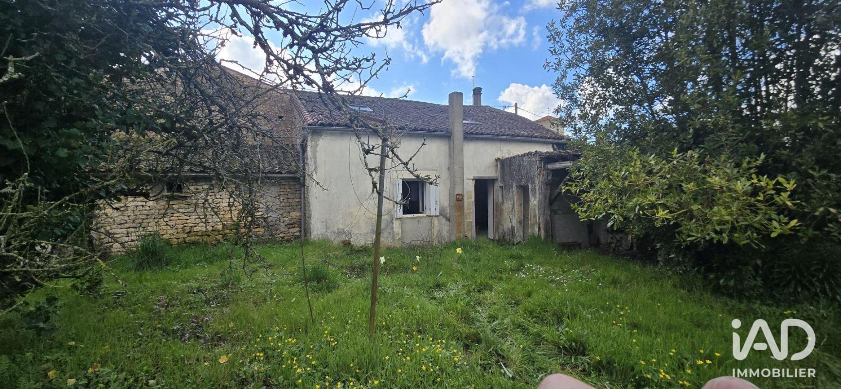 Maison 4 Pièce(s) Aigondigné