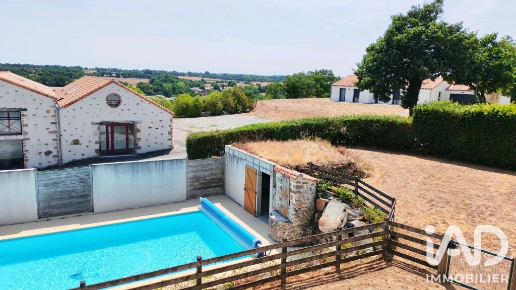 Maison 8 Pièce(s) Le Poiré-sur-Vie - Photo 12