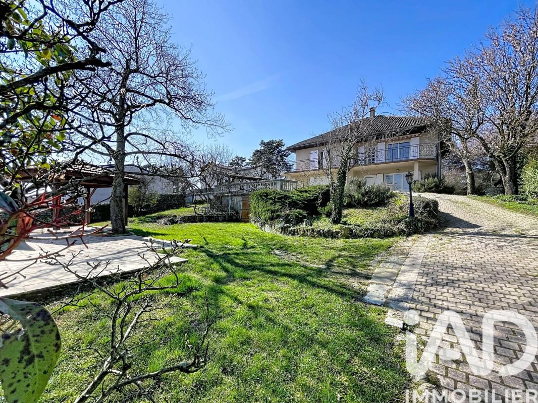 Maison 9 Pièce(s) Millery