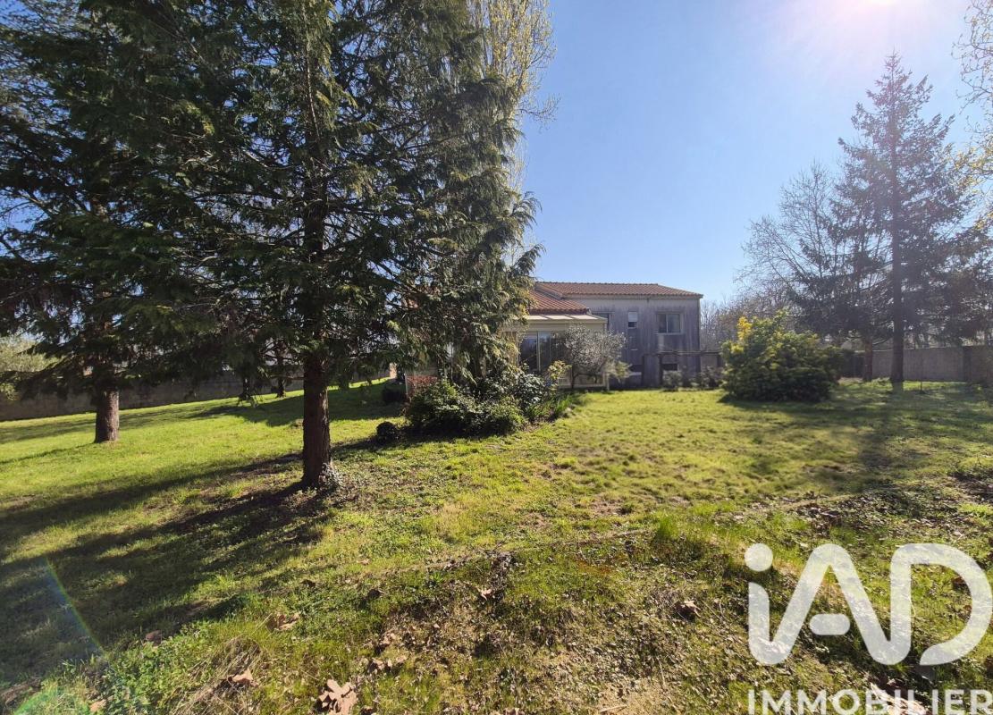 Maison 6 Pièce(s) Les Lucs-sur-Boulogne