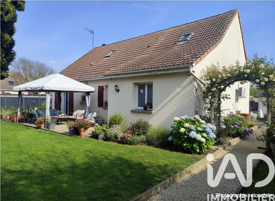 Maison traditionnelle 5 Pièce(s) Fontenay-Trésigny