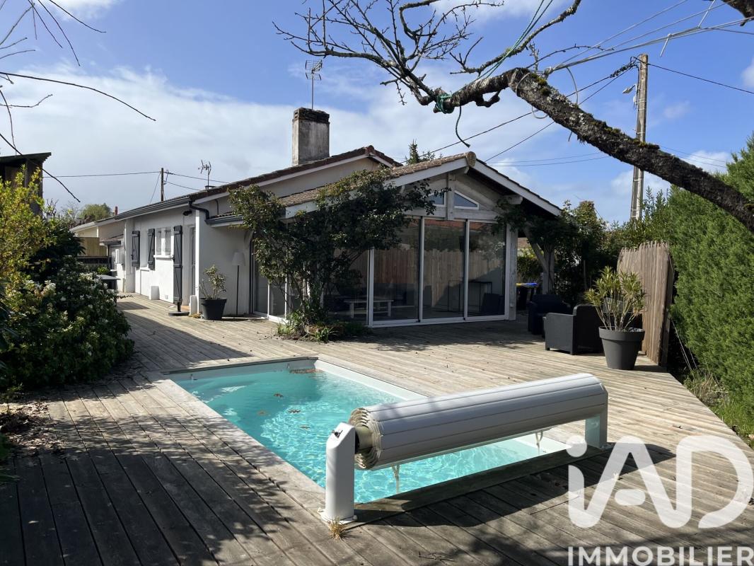 Maison traditionnelle 5 Pièce(s) Arès