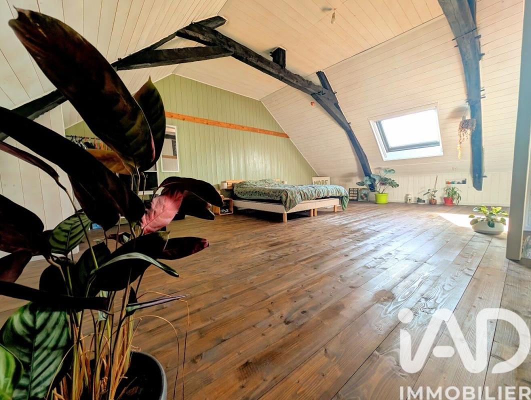 Maison 5 Pièce(s) Conlie