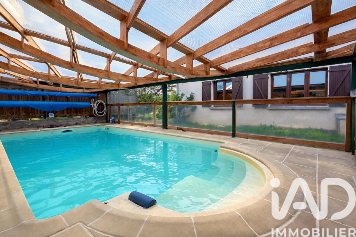 Maison 9 Pièce(s) Riom