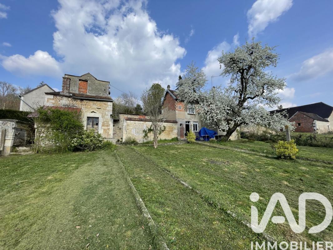 Maison de village 4 Pièce(s) Tronchoy