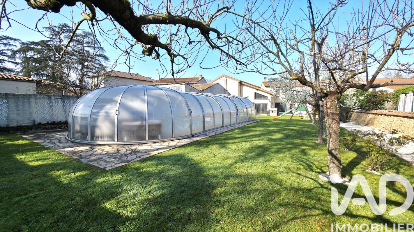 Maison 5 Pièce(s) Veauche