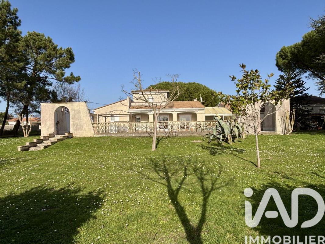 Maison 7 Pièce(s) Arvert