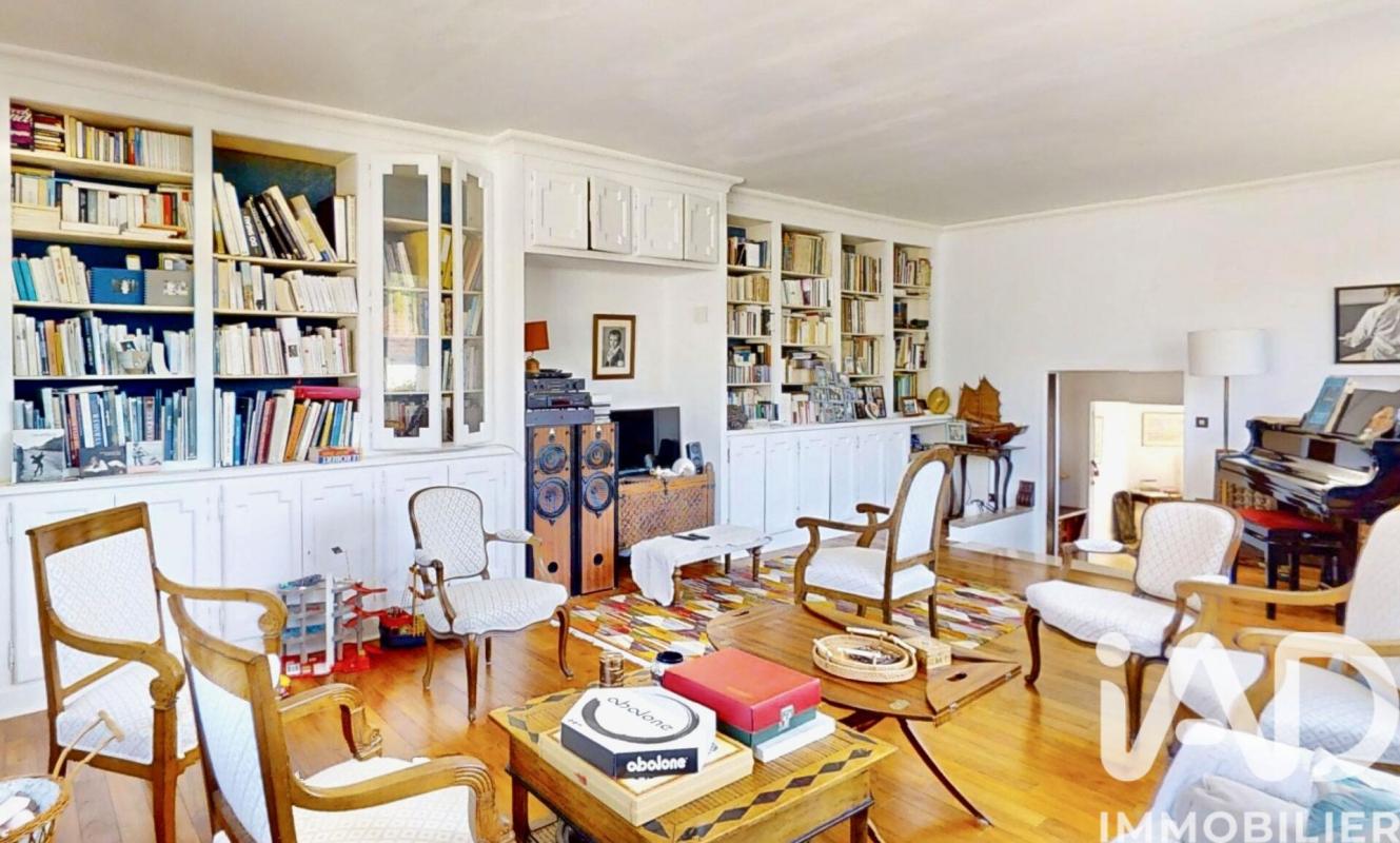 Propriété 10 Pièce(s) Versailles