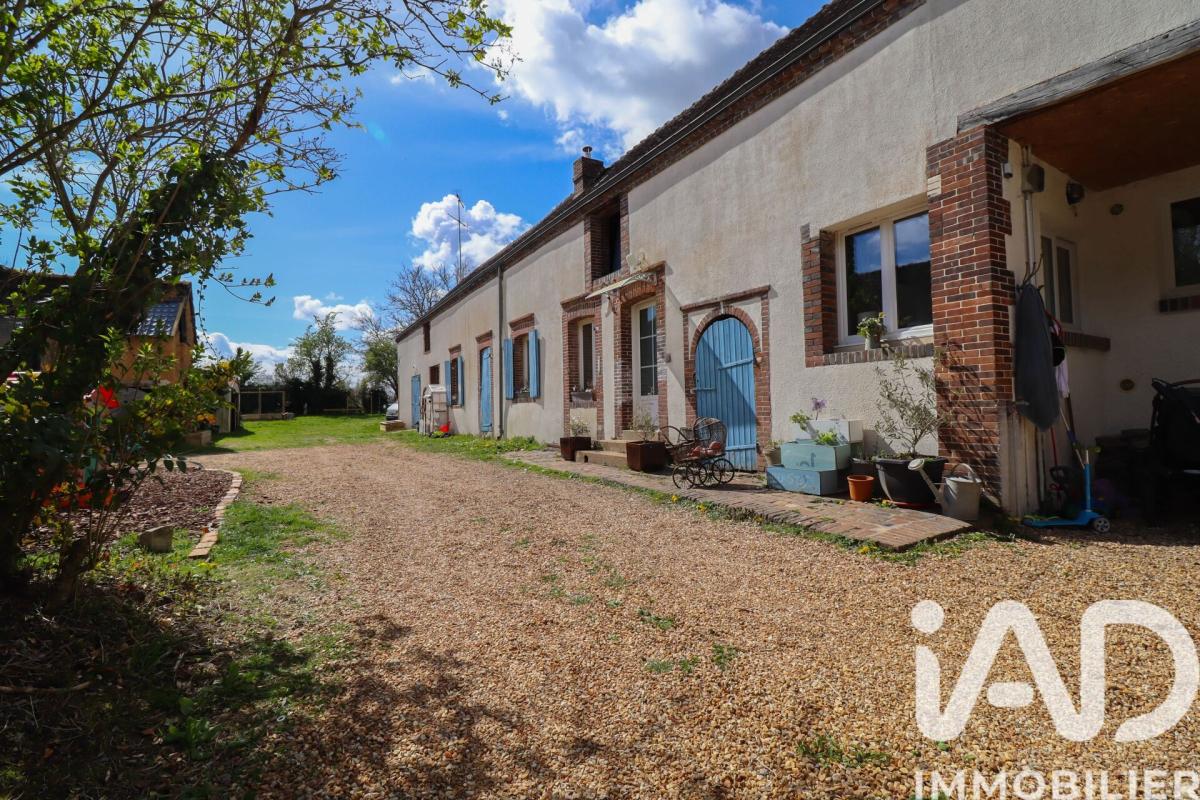 Maison longère 4 Pièce(s) Ouerre