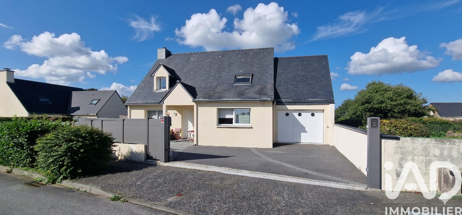 Maison 8 Pièce(s) Theix-Noyalo