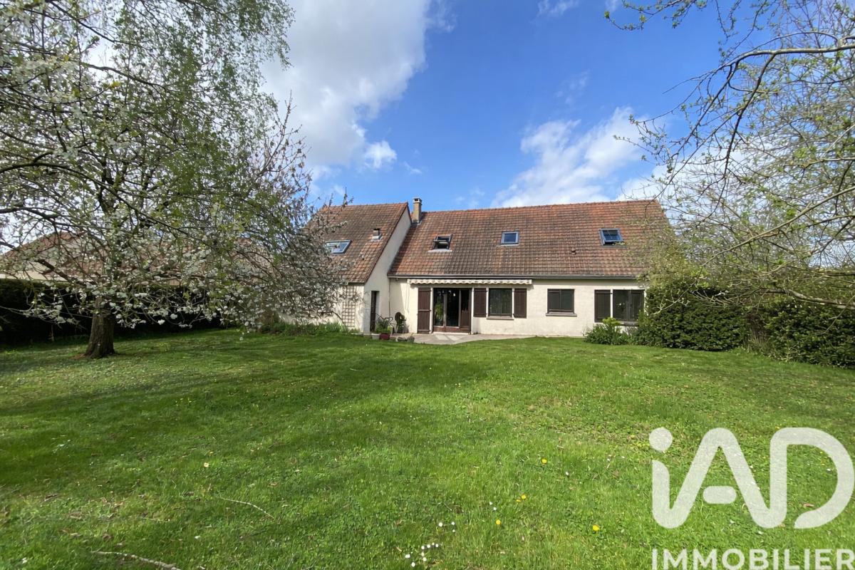 Maison traditionnelle 7 Pièce(s) Maintenon