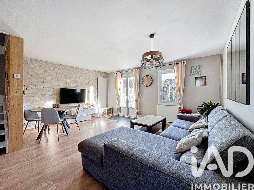 Maison 4 Pièce(s) Vert-Saint-Denis