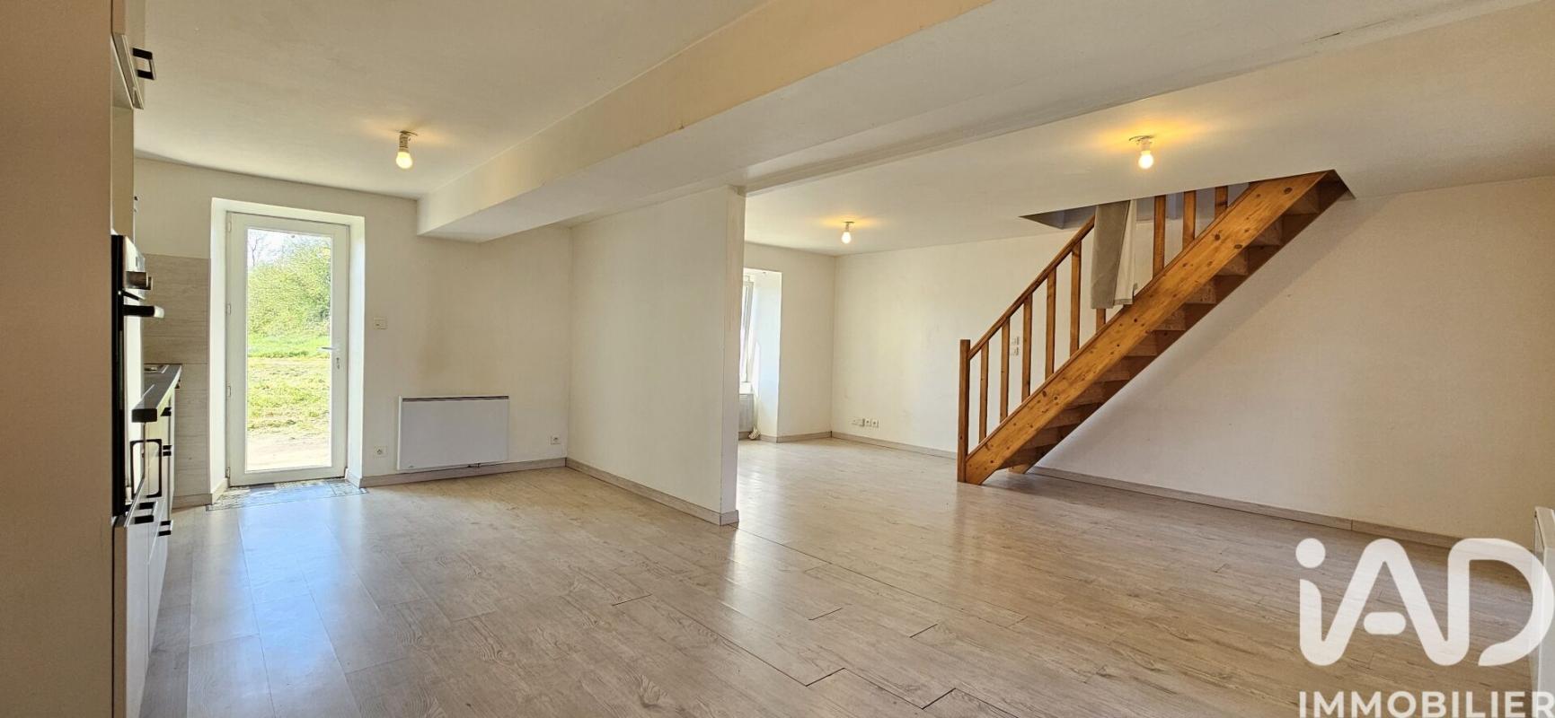 Maison 5 Pièce(s) Essarts en Bocage