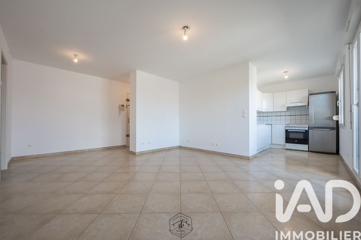 Appartement 3 Pièce(s) Bousse