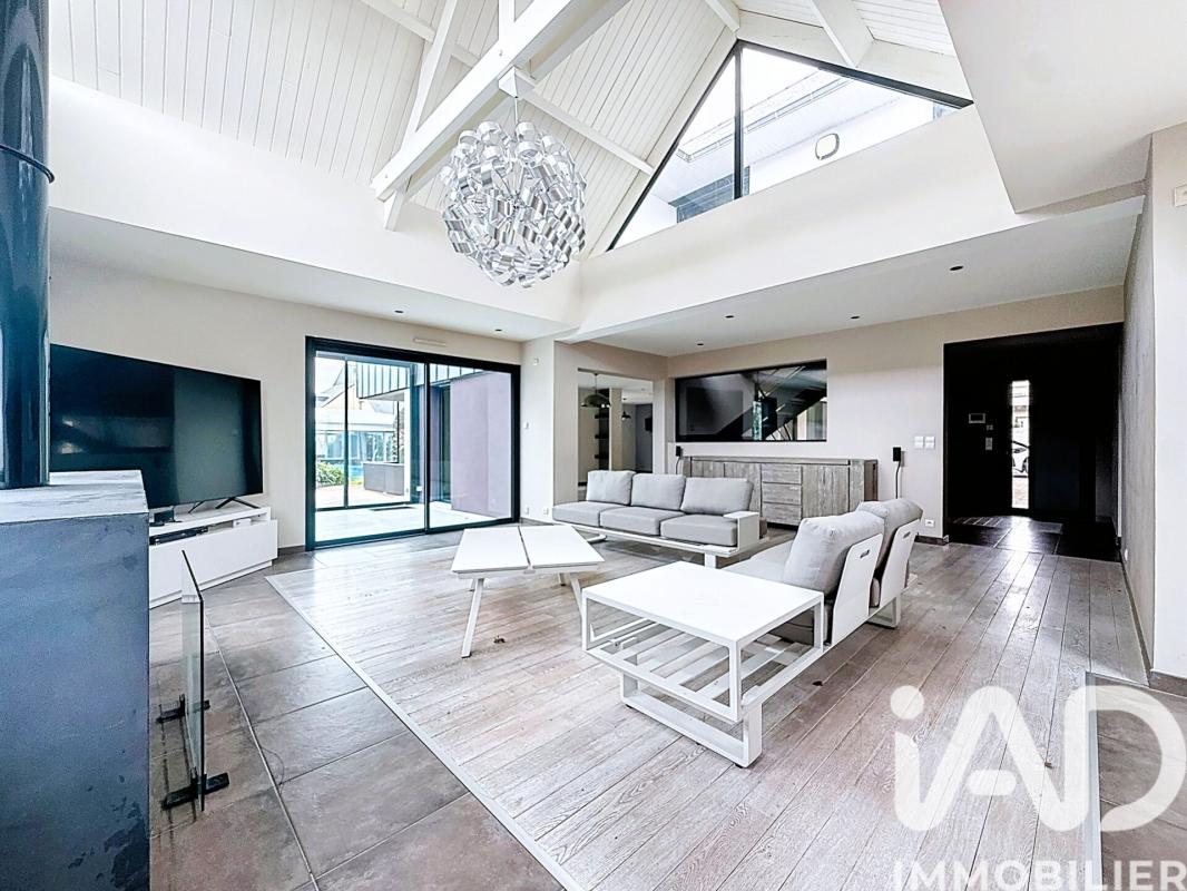 Maison 9 Pièce(s) Guidel