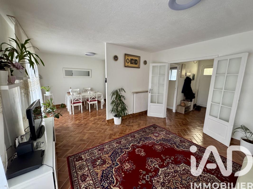 Maison 5 Pièce(s) Chilly-Mazarin